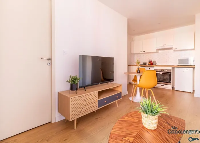 Charles - Hypercentre -st Sernin - Metro * Тулуза